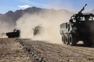 空降兵空降兵不属于什么军种A空军B陆军C海军D火箭军